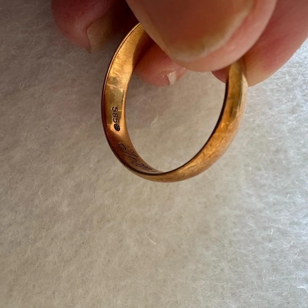Vintage 14k Solid Yellow Gold Mens Domed Comfort Fit Wedding Band Ring
